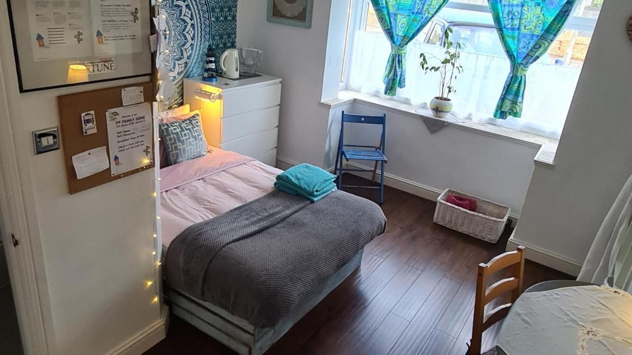 Seaside Double Room Poole Esterno foto